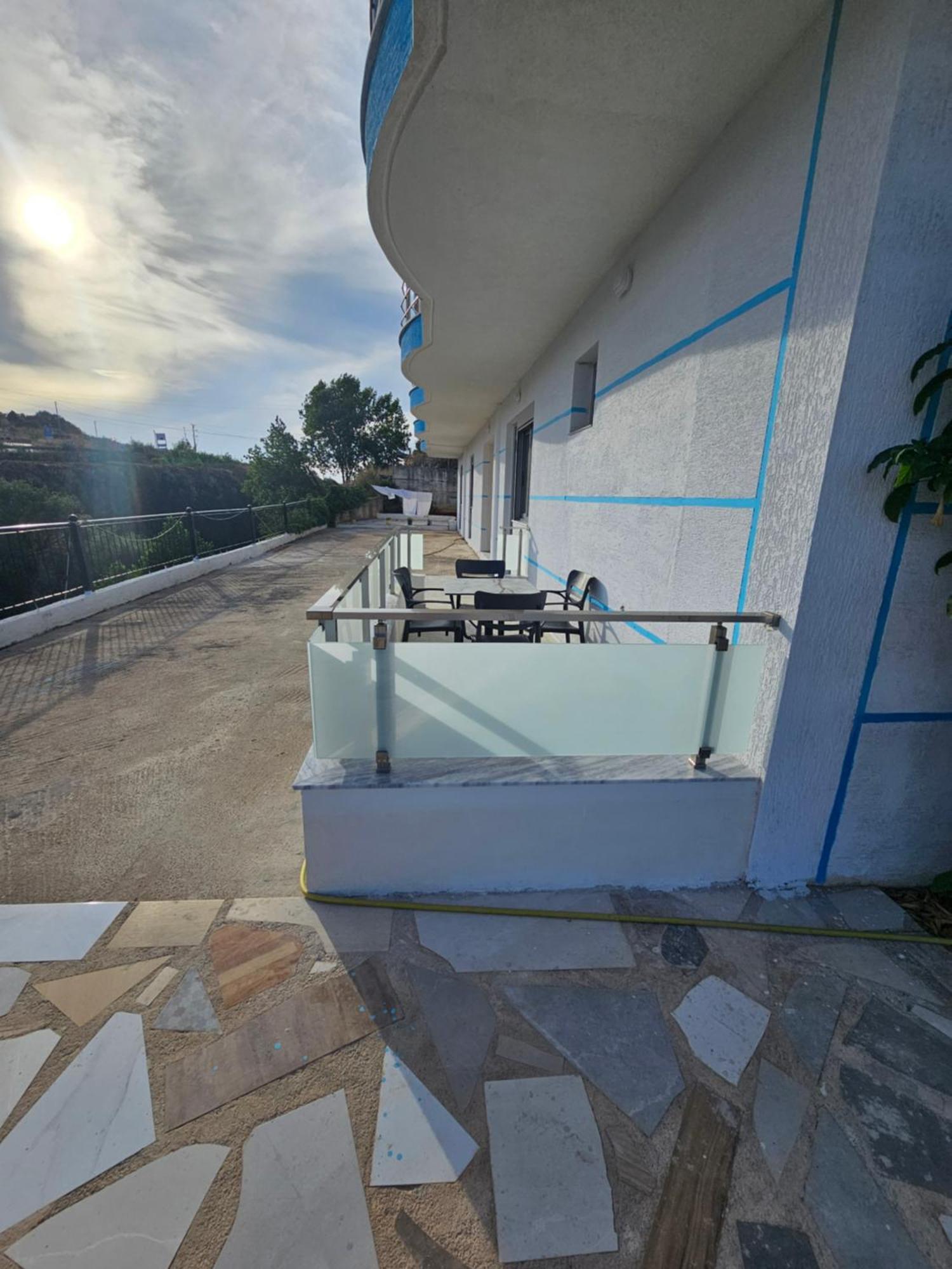 Hotel Irini Sarande Exterior photo