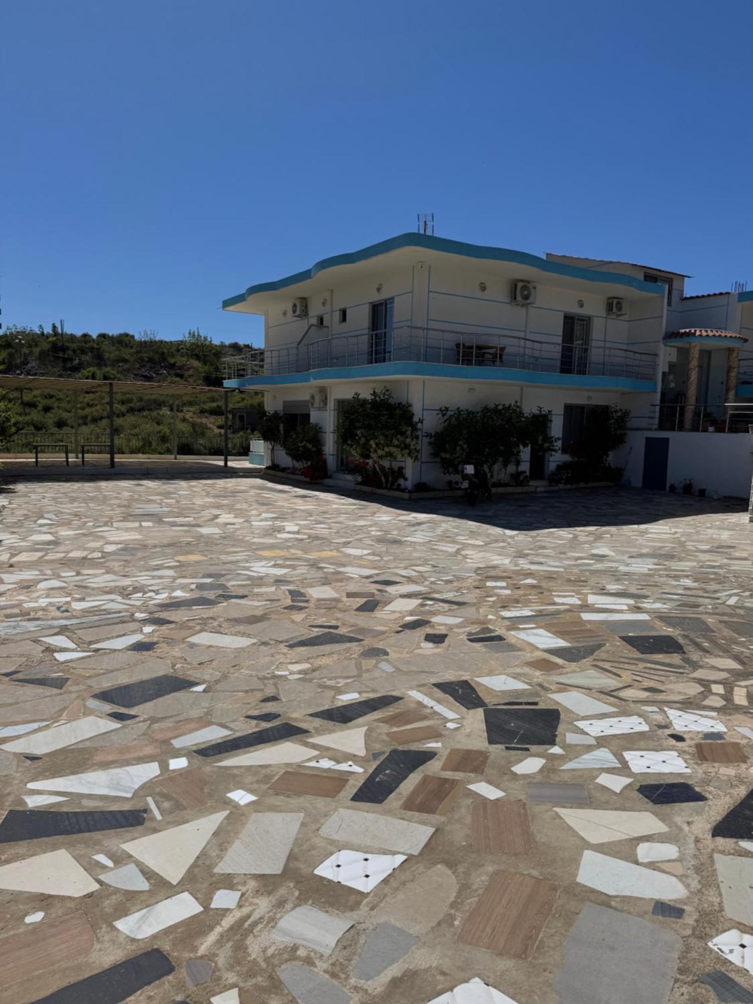 Hotel Irini Sarande Exterior photo