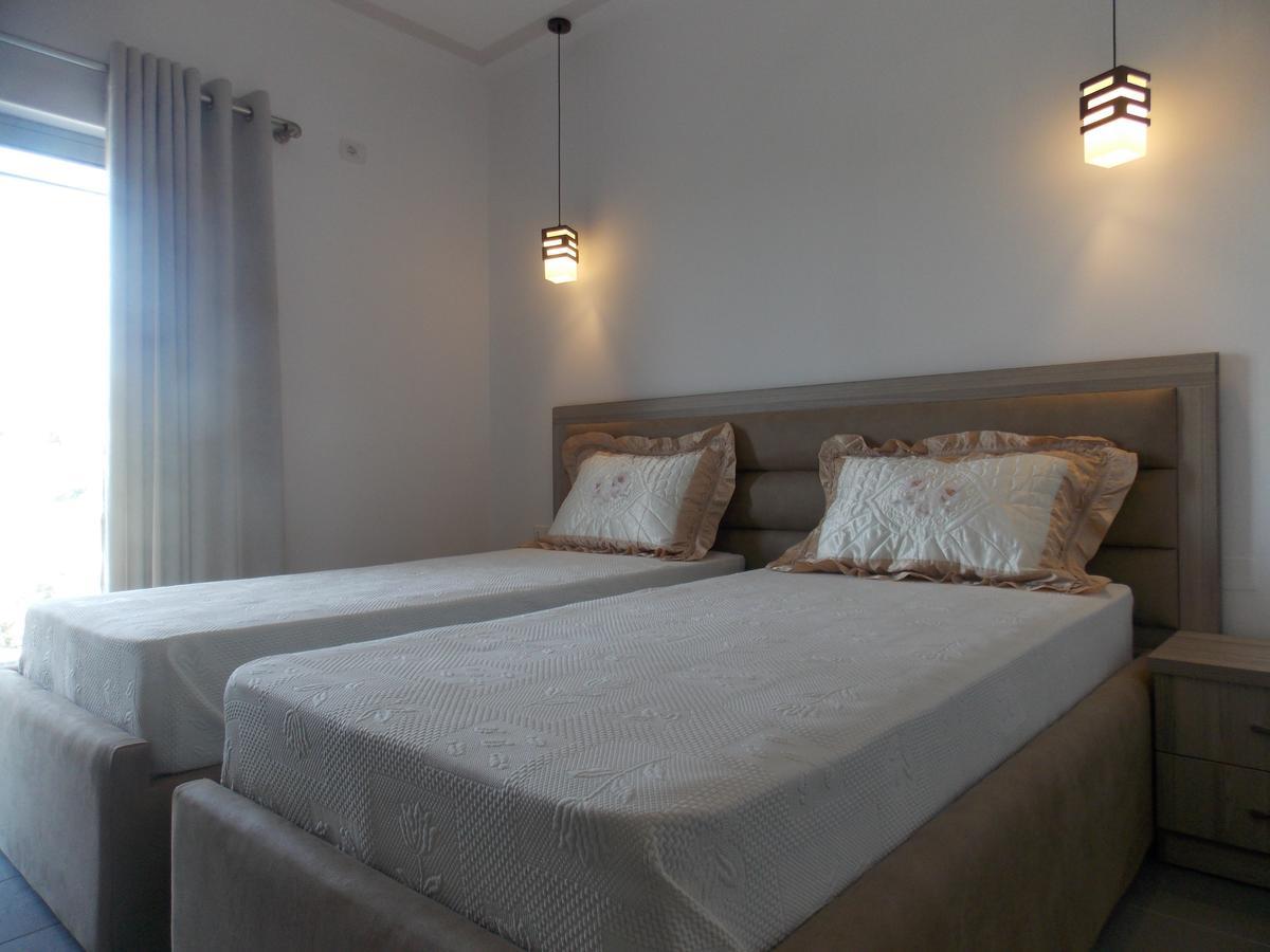 Hotel Irini Sarande Exterior photo