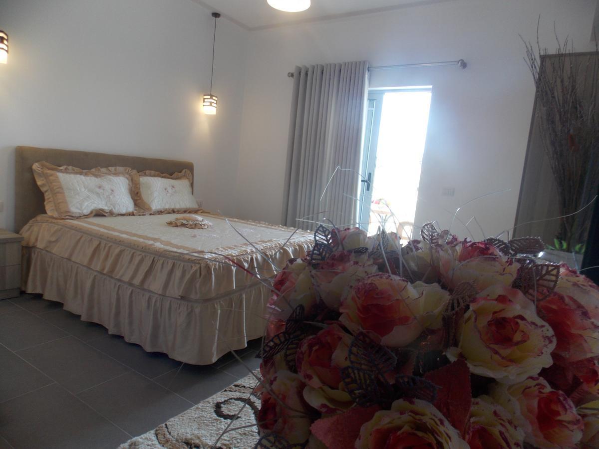 Hotel Irini Sarande Exterior photo